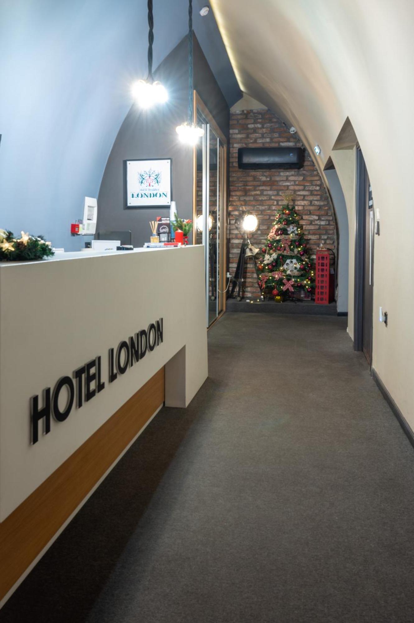 Hotel London B&B Skopje Ngoại thất bức ảnh