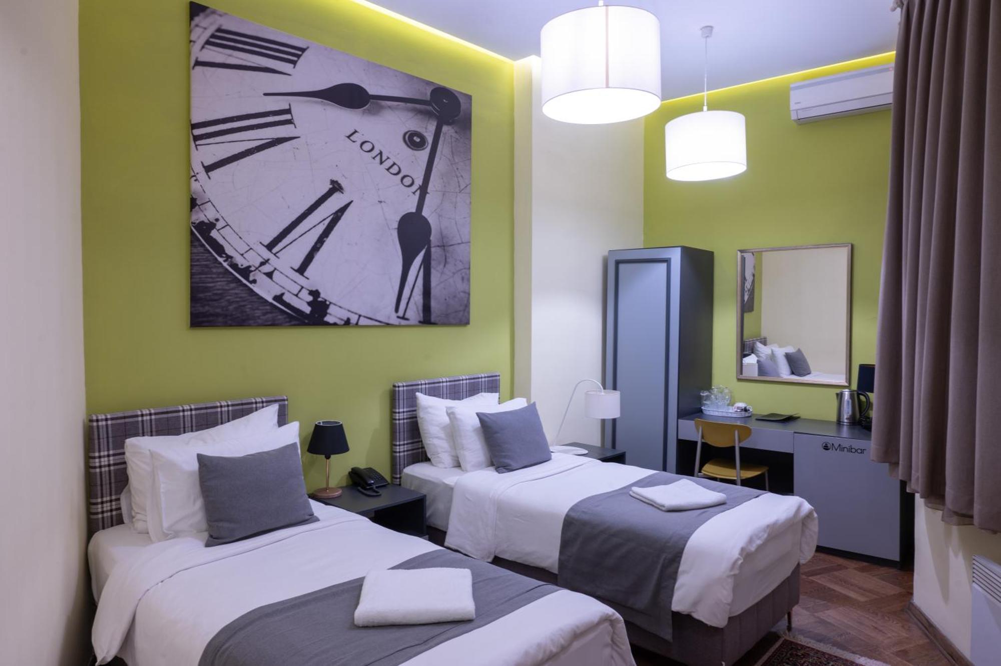 Hotel London B&B Skopje Ngoại thất bức ảnh