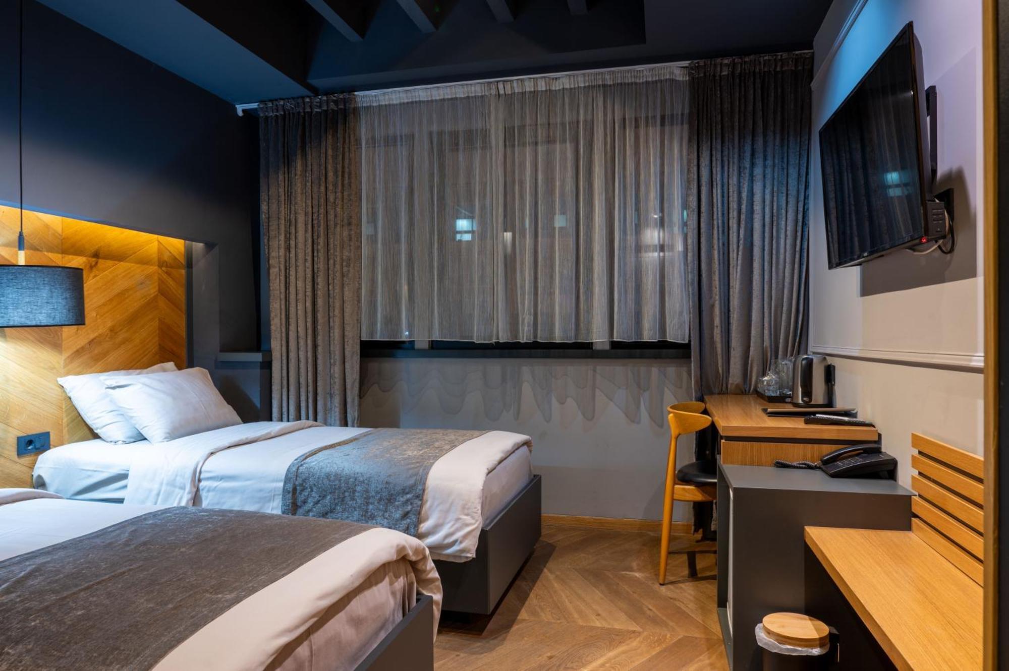 Hotel London B&B Skopje Ngoại thất bức ảnh