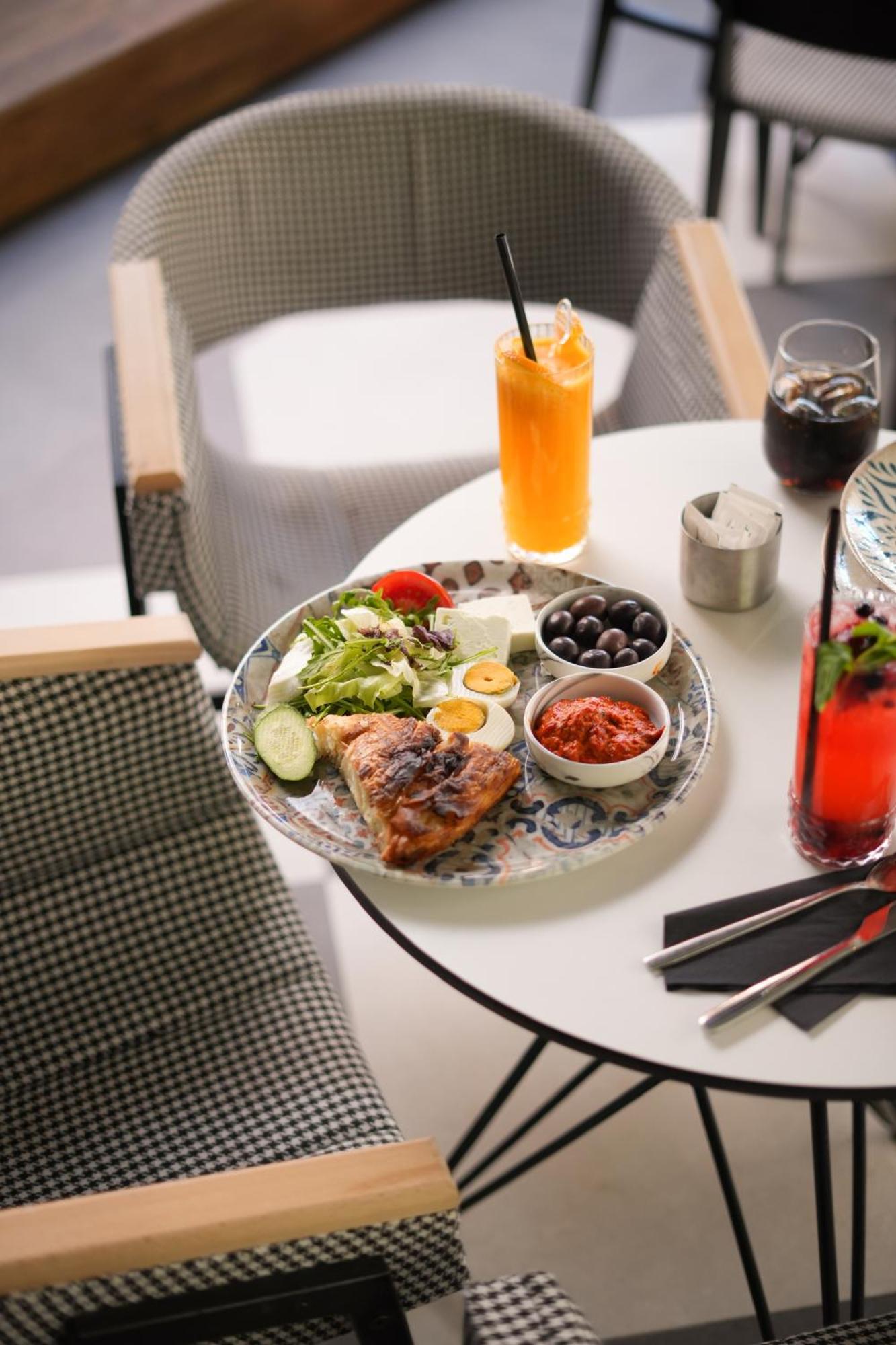 Hotel London B&B Skopje Ngoại thất bức ảnh